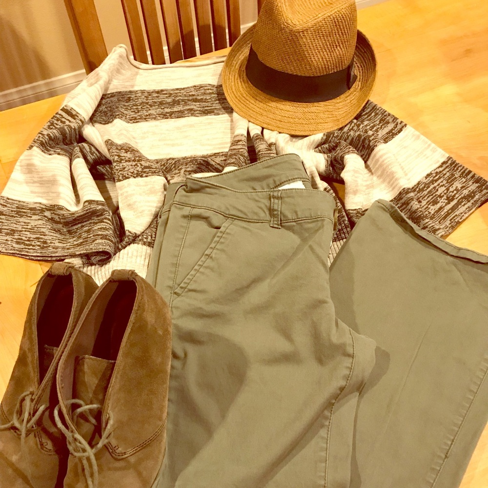 American Eagle Trousers.